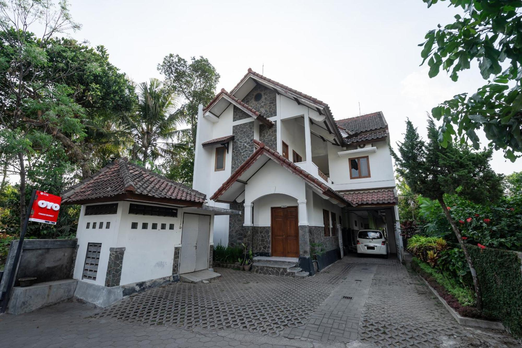 Super Oyo 1778 Omah Duwet Hotel Beran Kidul Exterior foto